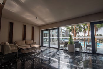 Dominium Palace,,3.5 star