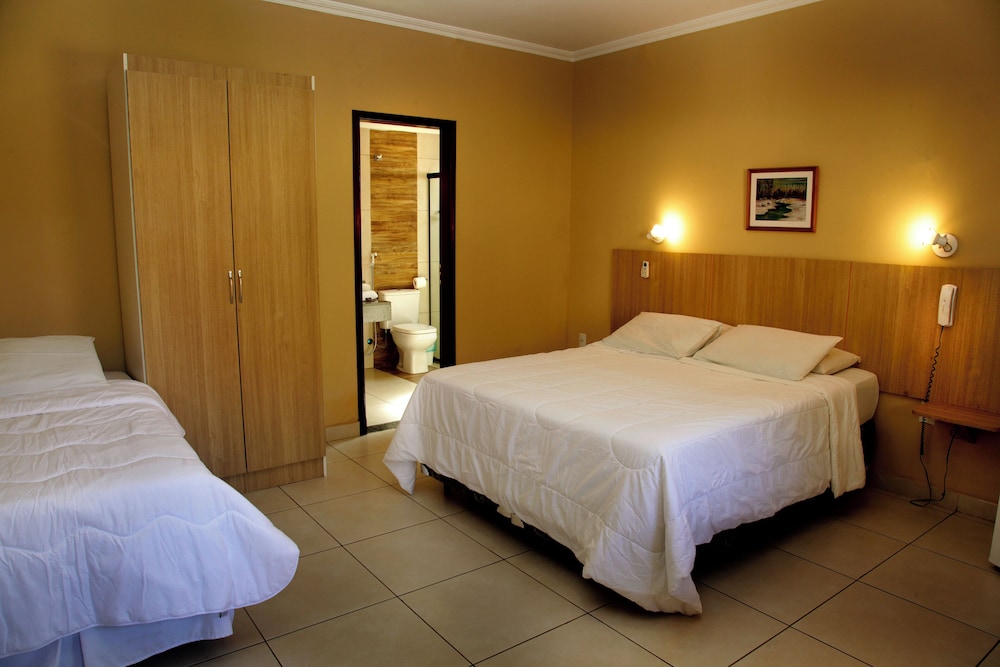 vila francesa hotel