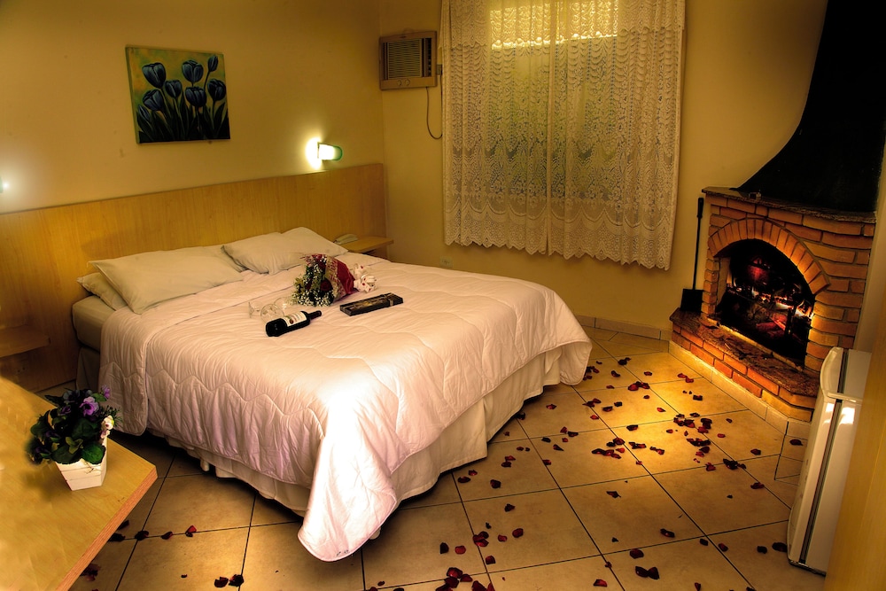 vila francesa hotel