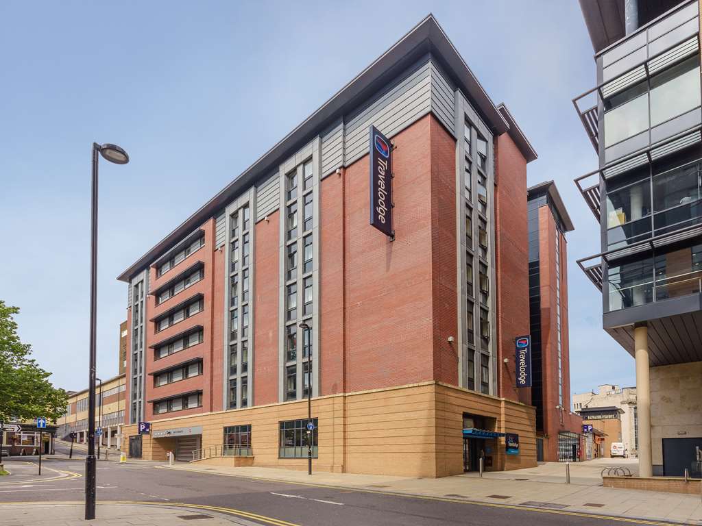 travelodge sheffield central