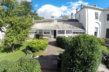 Owston Hall Hotel,Doncaster>>Carcroft,3 star