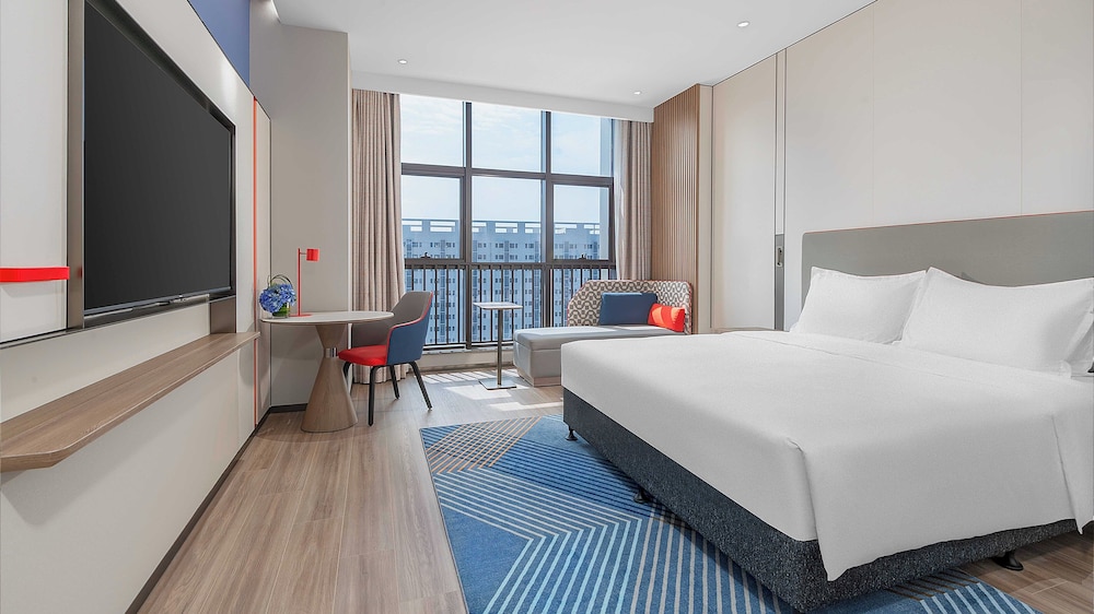 holiday inn express foshan new city an ihg hotel