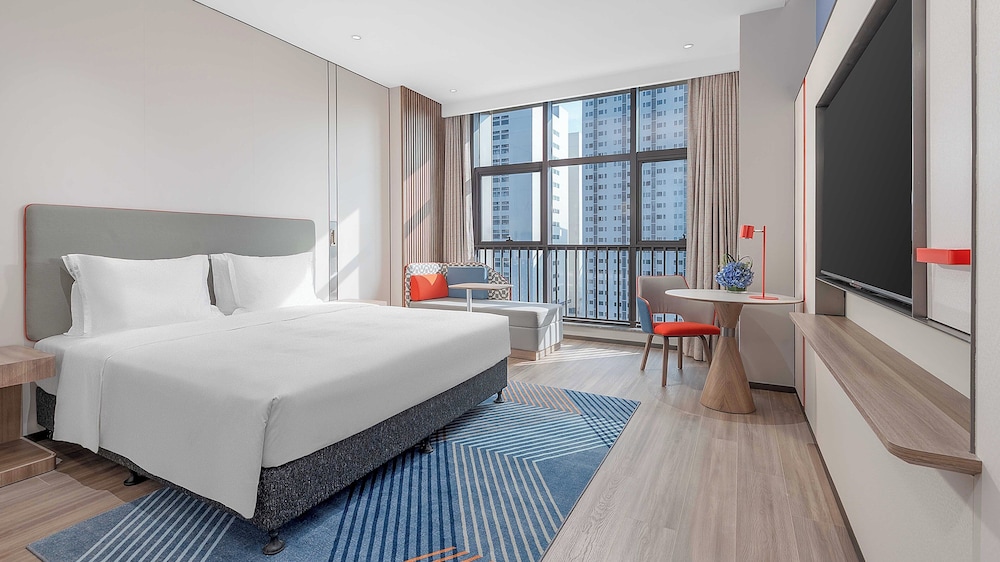 holiday inn express foshan new city an ihg hotel