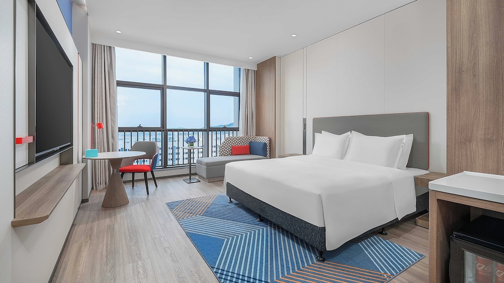 holiday inn express foshan new city an ihg hotel
