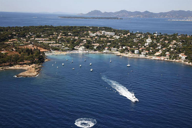 hotel and spa baie des anges by thalazur