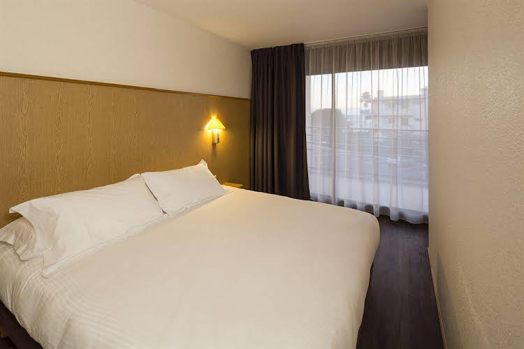 hotel and spa baie des anges by thalazur