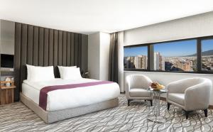 lilium hotel and suites