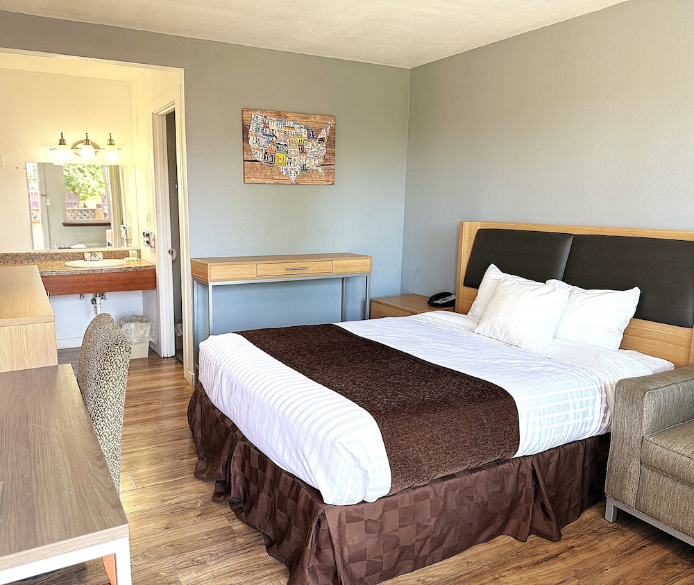 oyo hotel chehalis i 5 south