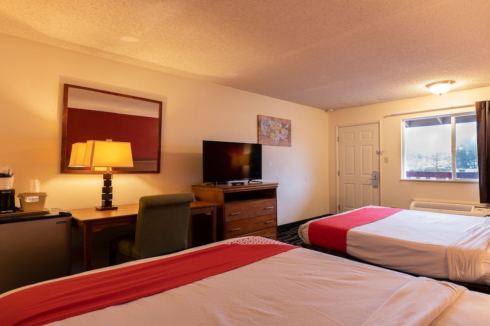 oyo hotel chehalis i 5 south