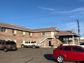 ameri stay inn and suites