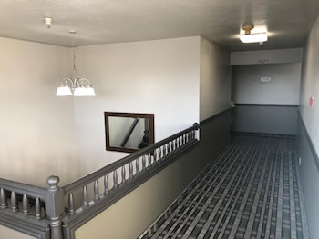 ameri stay inn and suites