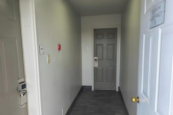 ameri stay inn and suites