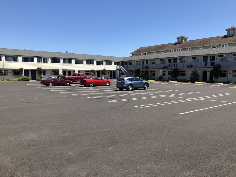 super 8 by wyndham florence or