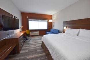 holiday inn express and suites orlando lake nona area