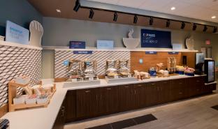 holiday inn express and suites orlando lake nona area