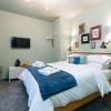 the warwick by aura collection