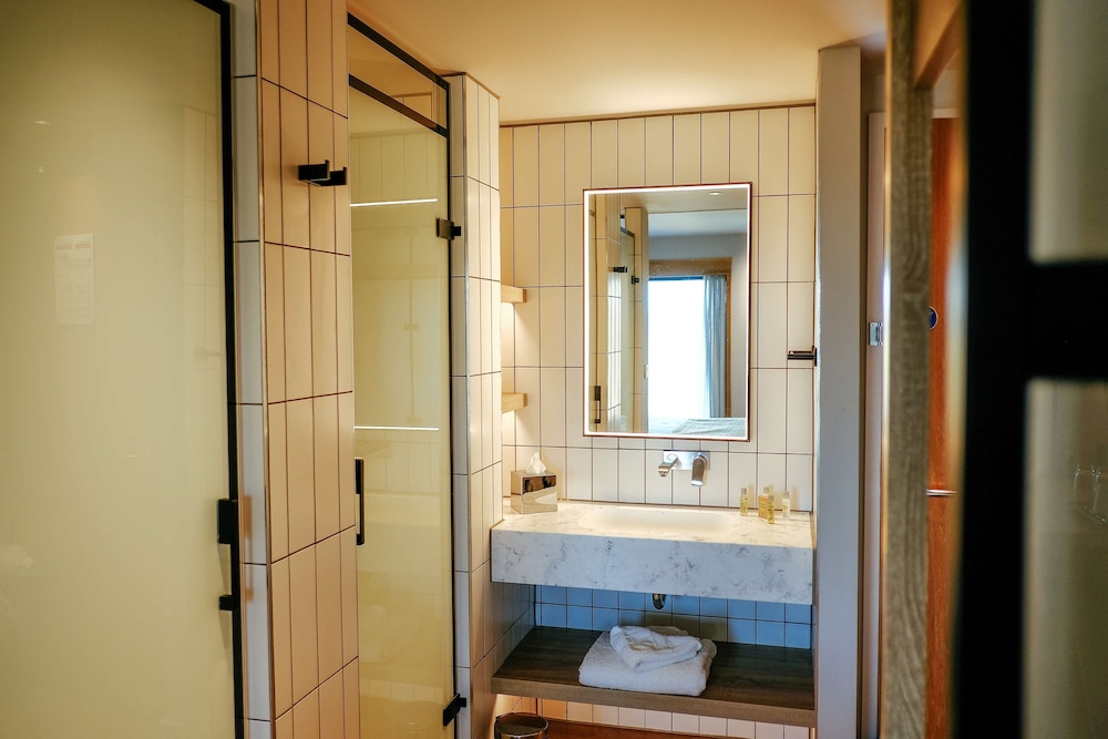 hilton garden inn conwy united kingdom
