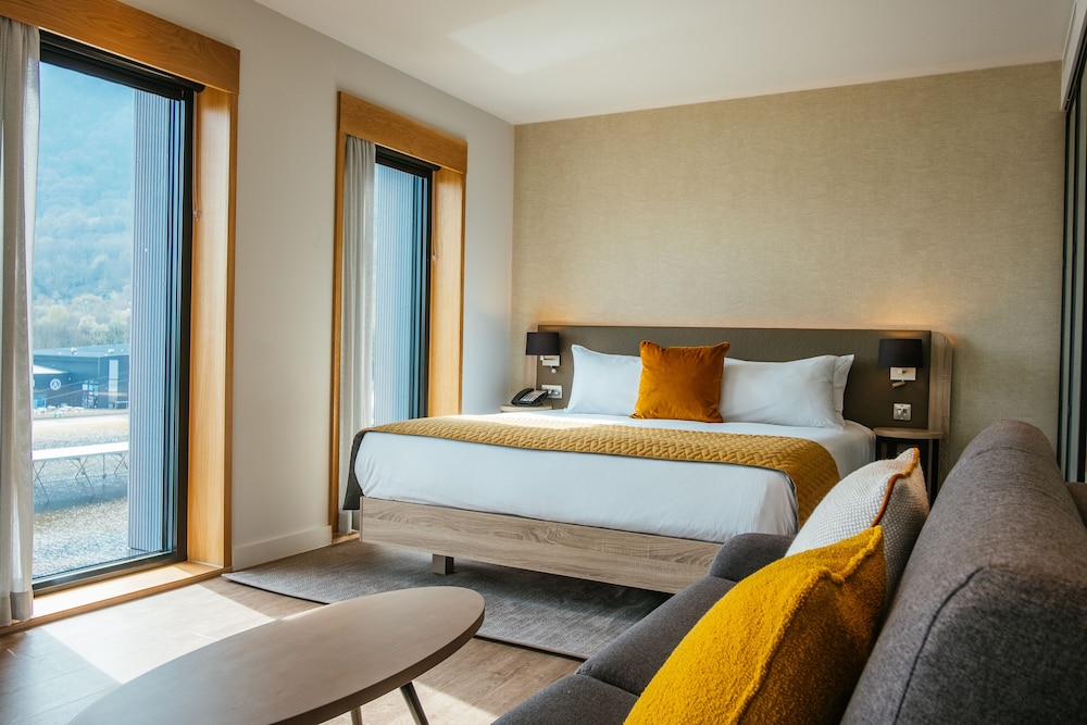 hilton garden inn conwy united kingdom