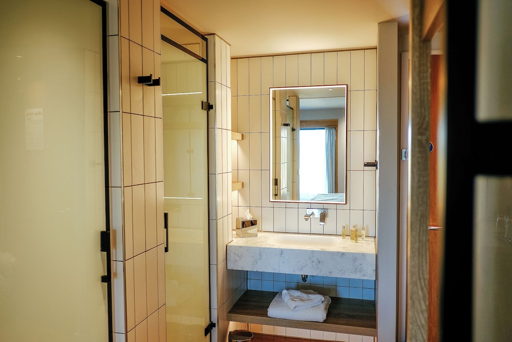 hilton garden inn conwy united kingdom