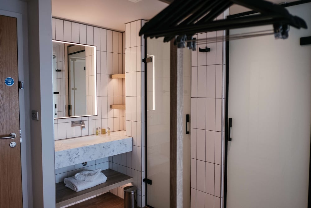 hilton garden inn conwy united kingdom