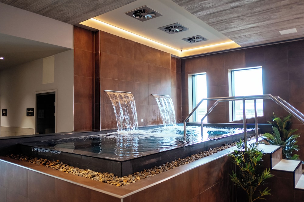 hilton garden inn conwy united kingdom