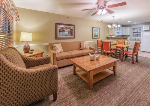 holiday inn club vacations fox river resort