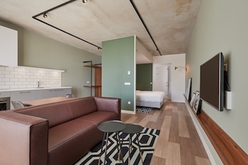 corendon apartments amsterdam schiphol airport hotel