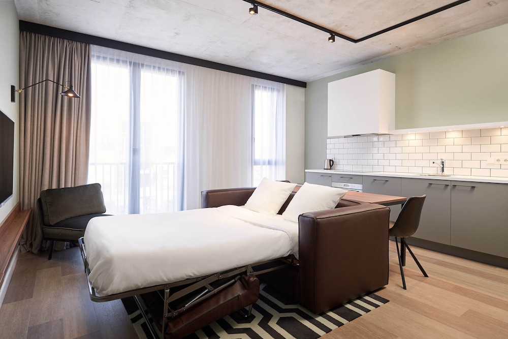 corendon apartments amsterdam schiphol airport hotel