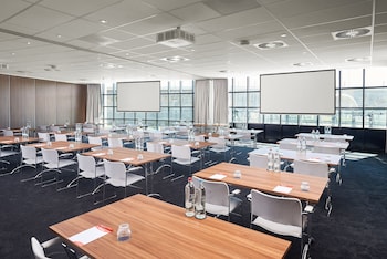 corendon apartments amsterdam schiphol airport hotel