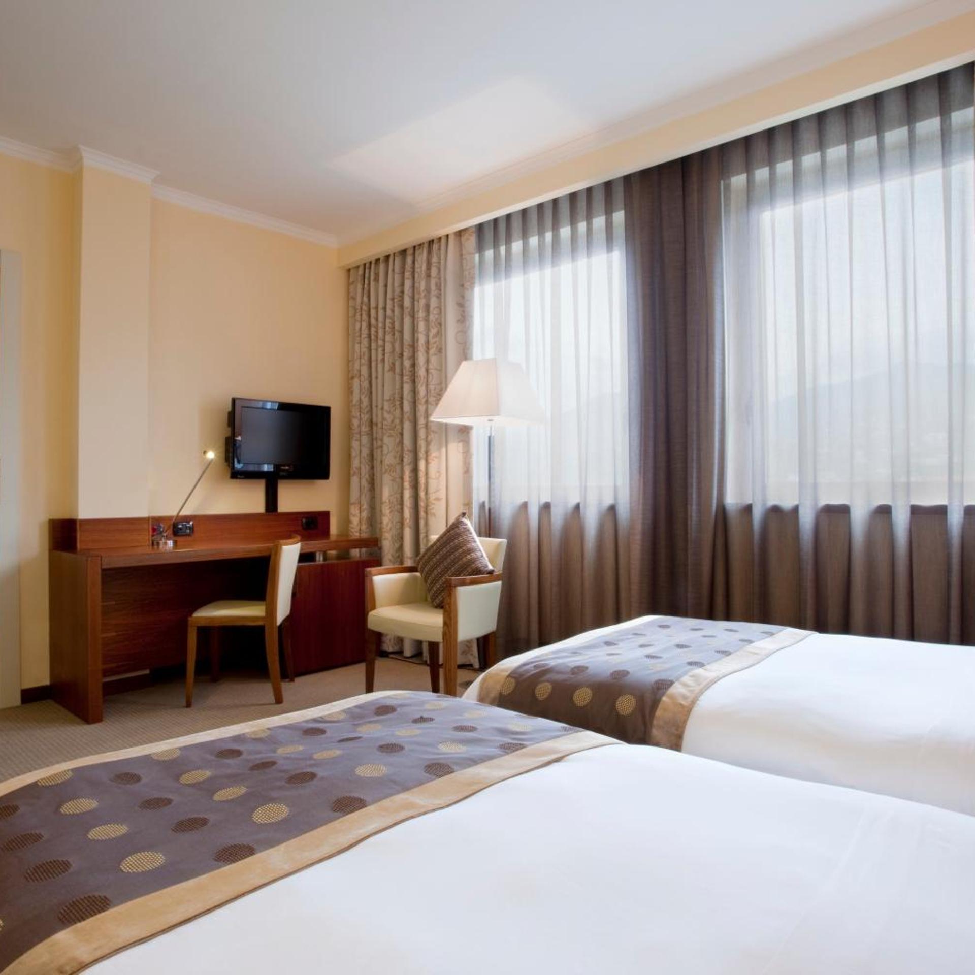 holiday inn salerno cava detirreni by ihg