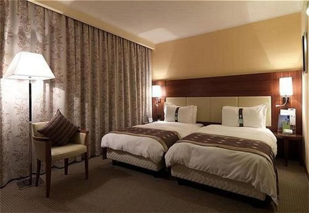holiday inn salerno cava detirreni by ihg