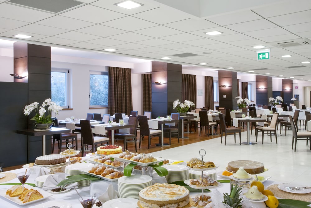 holiday inn salerno cava detirreni by ihg