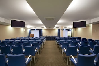 holiday inn salerno cava detirreni by ihg