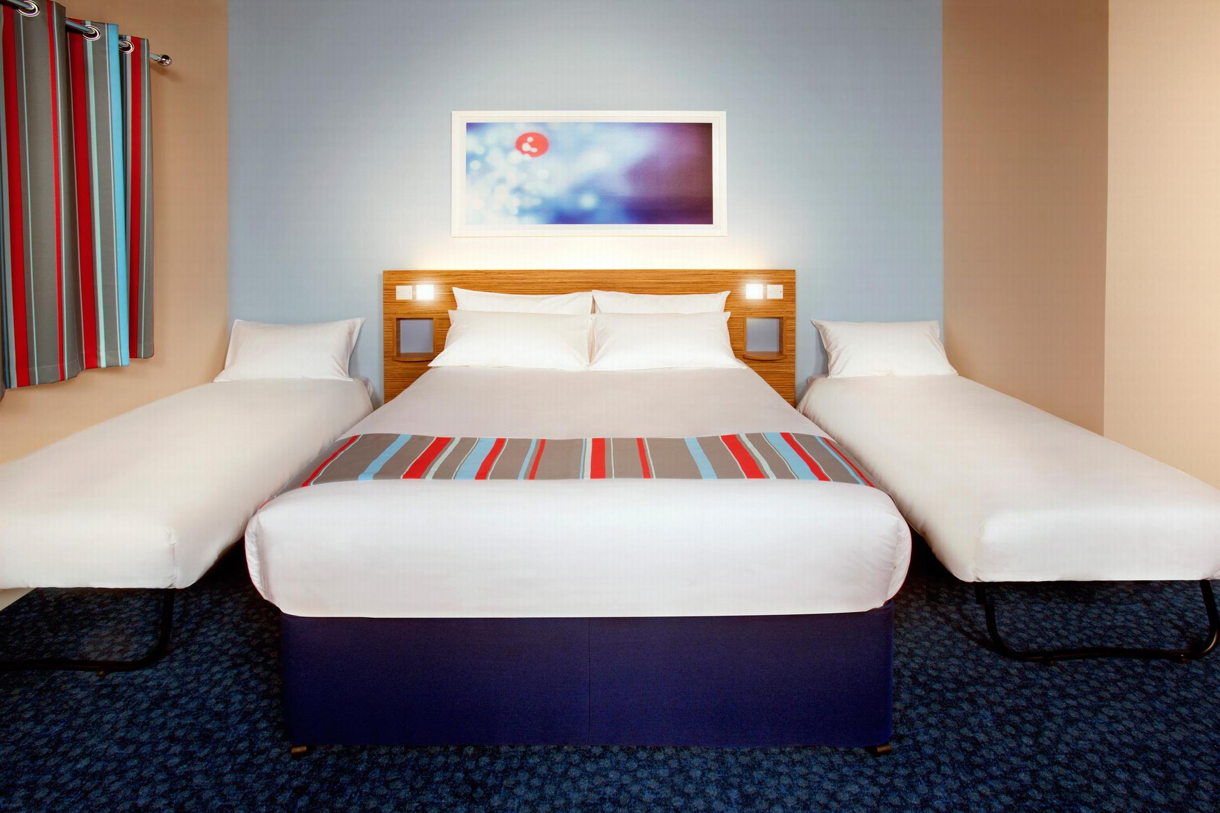 Travelodge Bangor,Caernarfon>>Bangor,3 star
