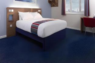 travelodge dumfries