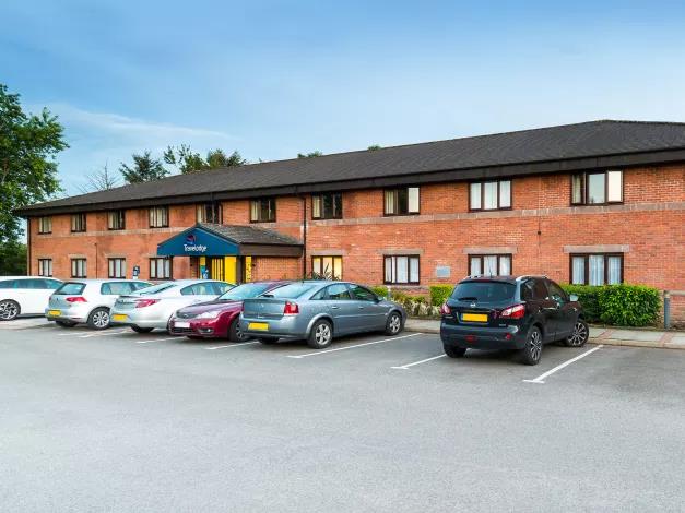 Travelodge Dumfries,Dumfries>>Carlisle,3 star