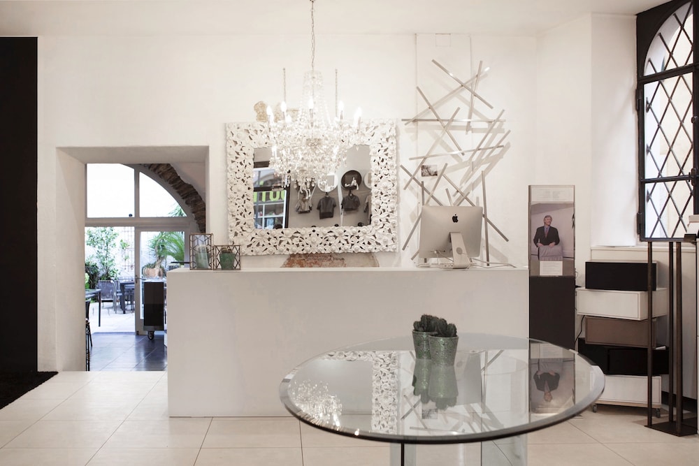 caffe dellarte boutique rooms