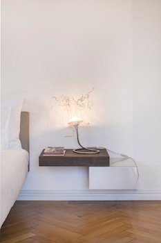 caffe dellarte boutique rooms