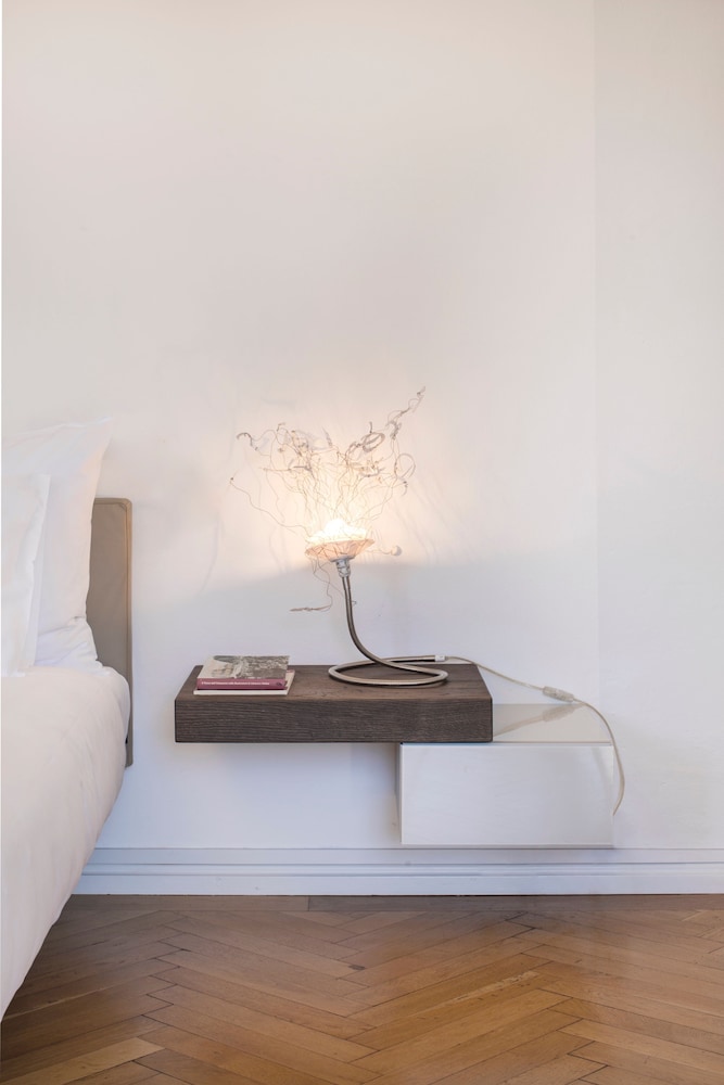 caffe dellarte boutique rooms