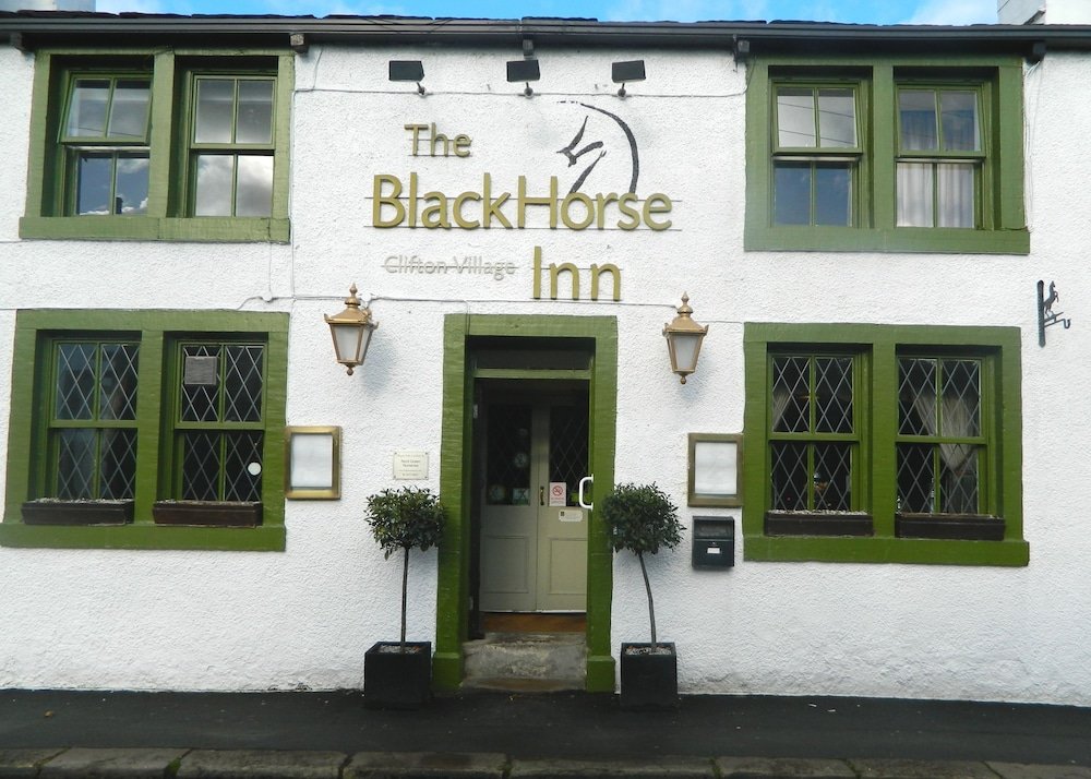 Black Horse Inn,Brighouse>>Bradford,4 star