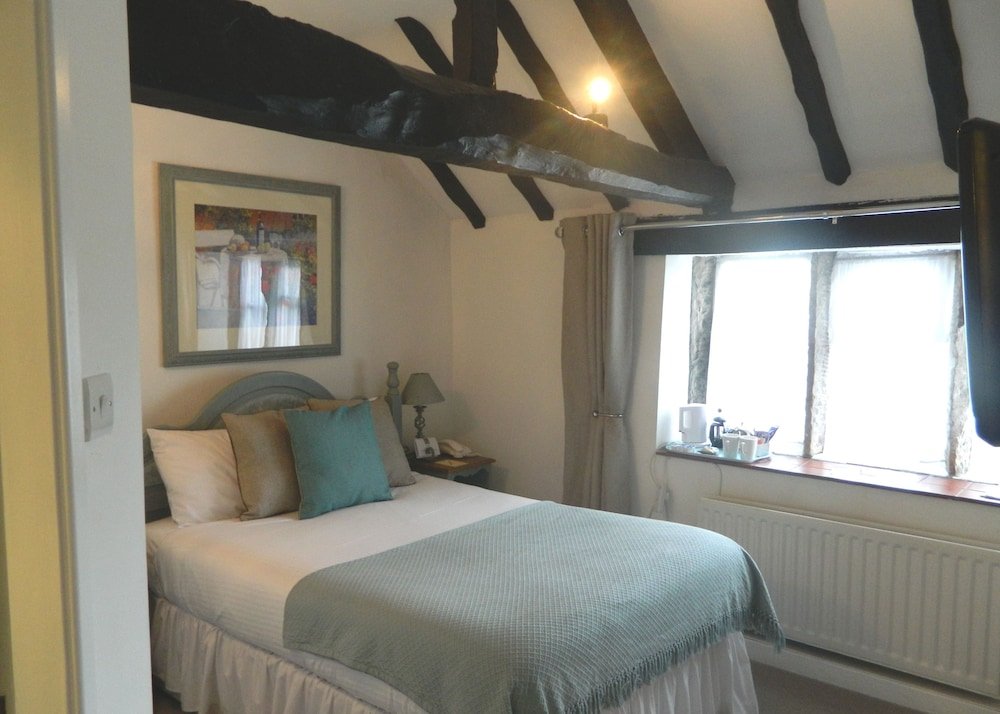 Black Horse Inn,Brighouse>>Bradford,4 star