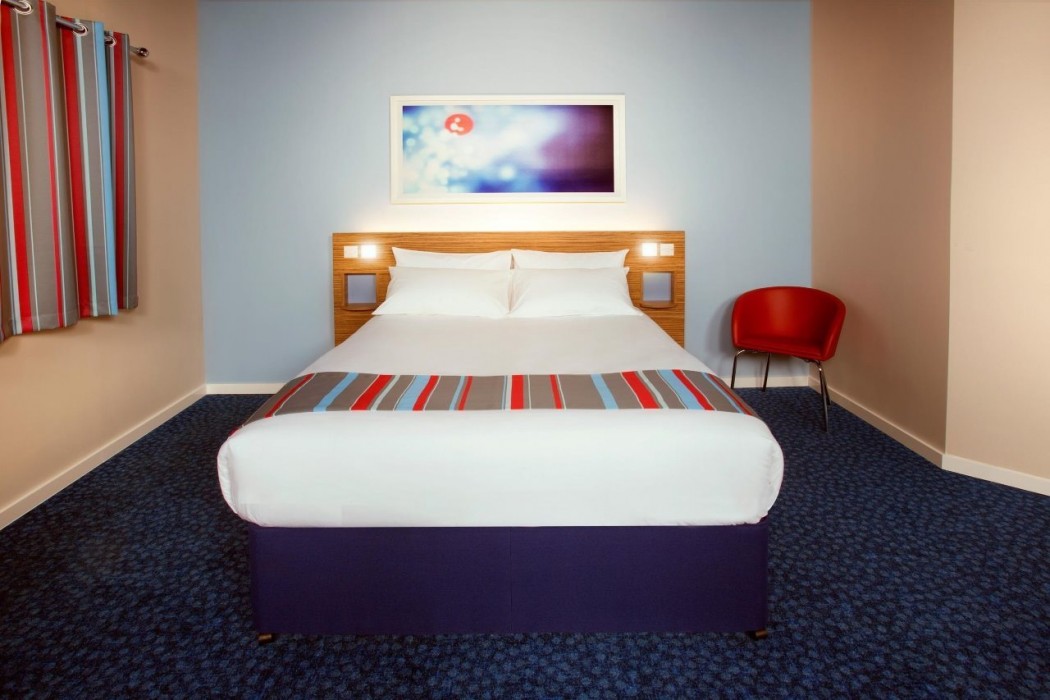 travelodge widnes