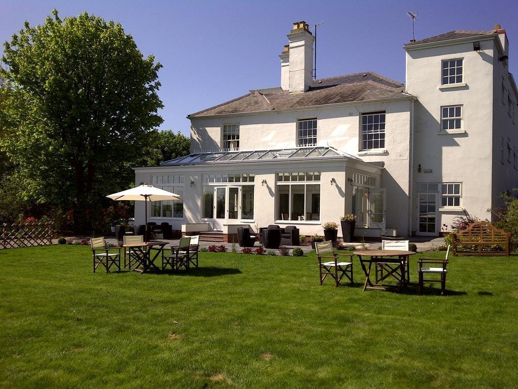Fishmore Hall,Herefordshire>>Bromfield,3 star