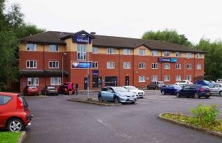travelodge crewe
