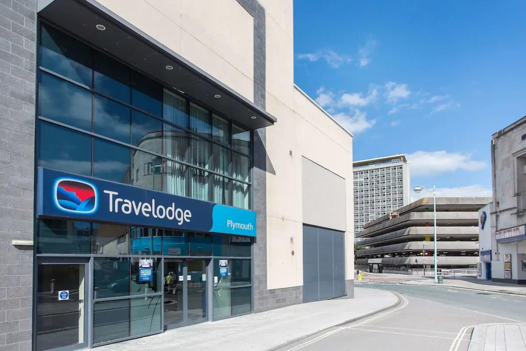 travelodge plymouth