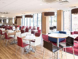 Travelodge Newcastle Central,Near Tyne Bridge,3 star