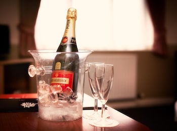Moreton Park Lodge,,3 star