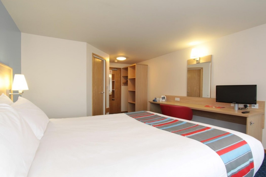travelodge leatherhead