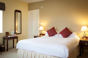 the lamplighter dining rooms