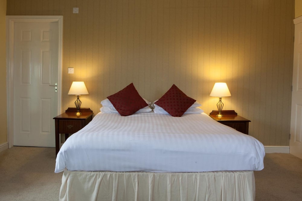 the lamplighter dining rooms